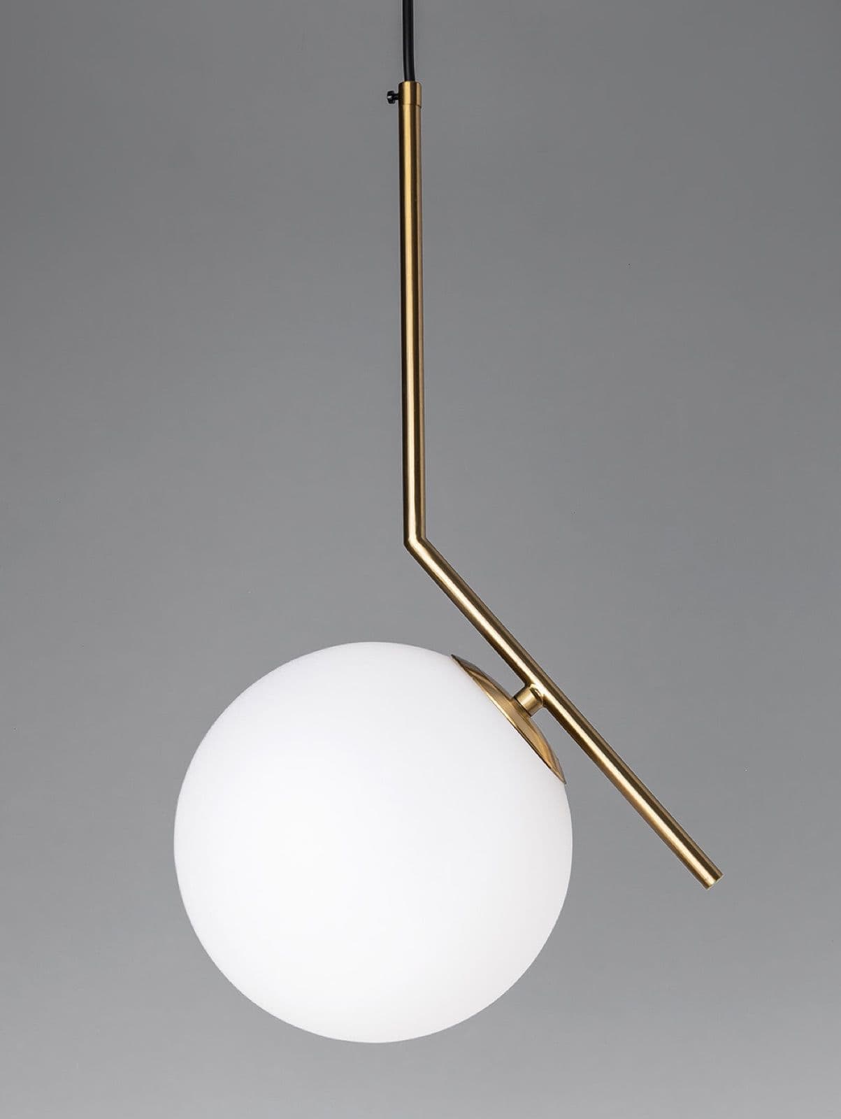 Copia de Lampara colgante moderna dorada-GRAYTON-Landmark-00