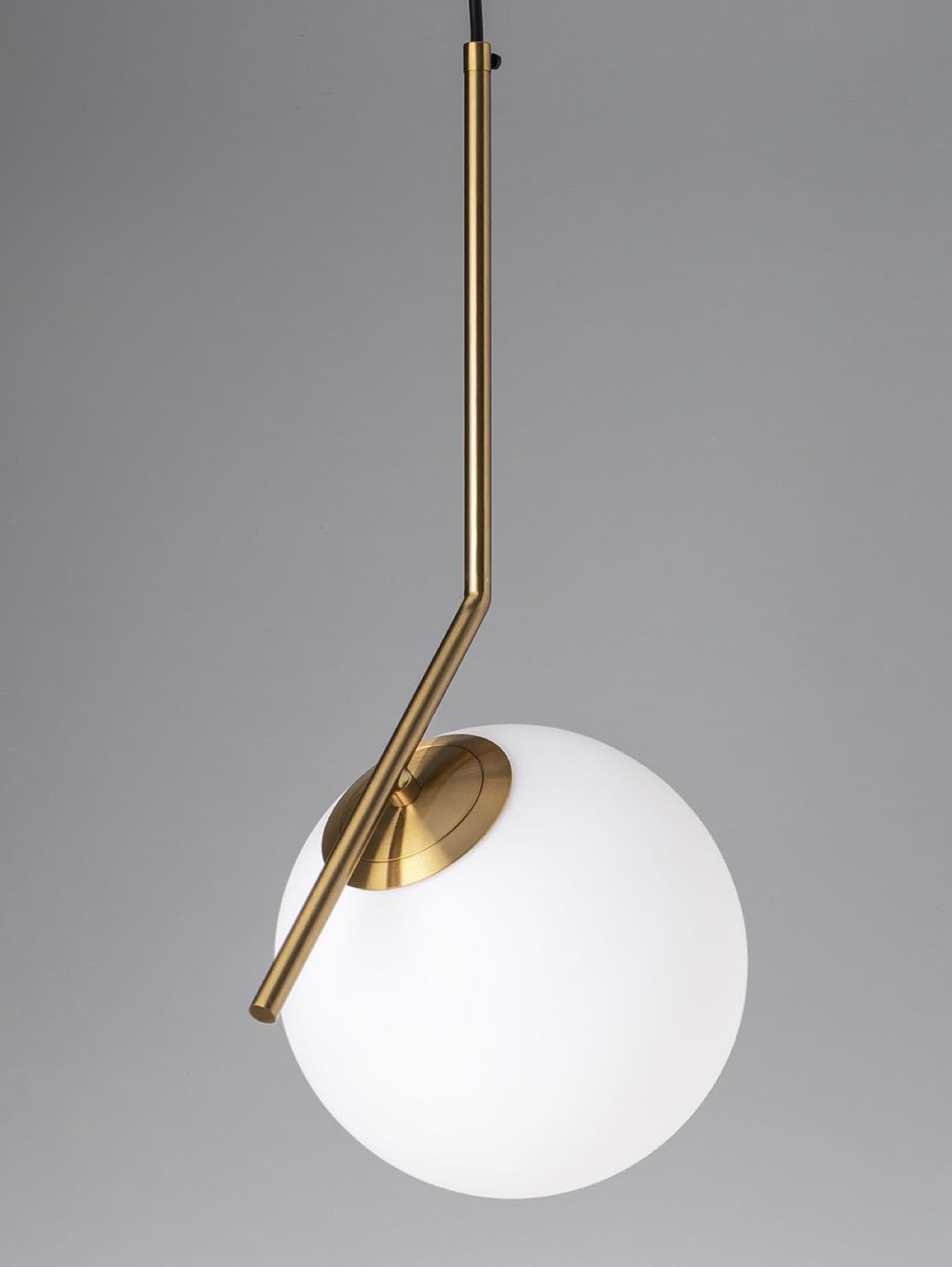 Copia de Lampara colgante moderna dorada-GRAYTON-Landmark-02