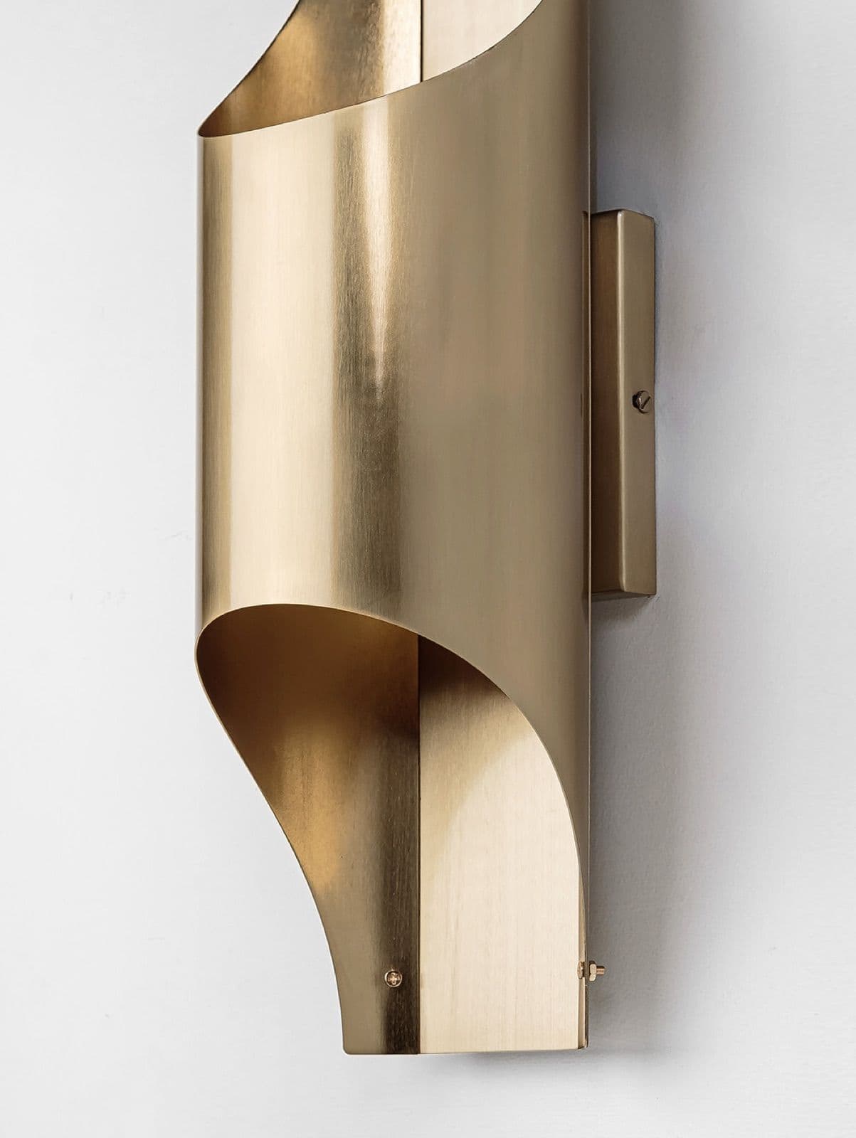 Copia de aplique-pared-dorado-APLIQUE-DE-PARED-CATHE-U2-3