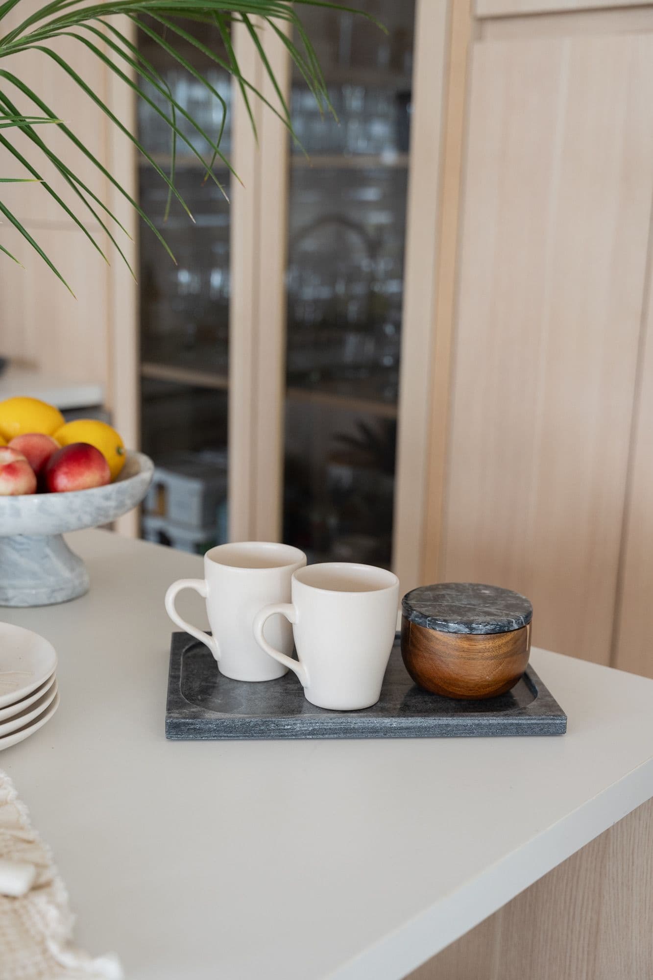 BANDEJA RECTANGULAR GIDI DARK GREY LARGE