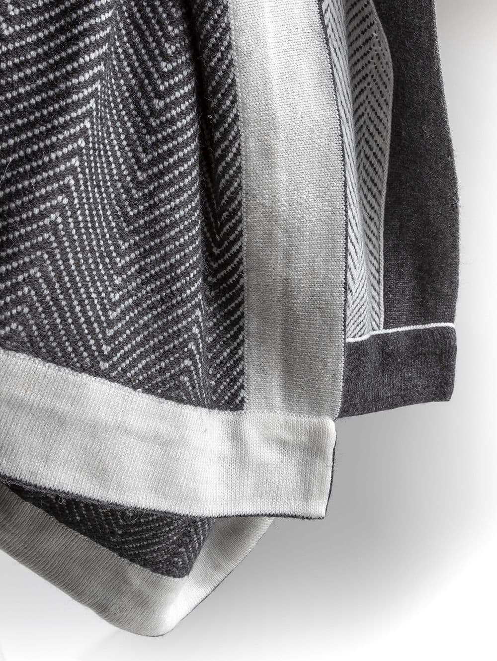 MANTA HERRINGBONE REVERSIBLE DARK GREY