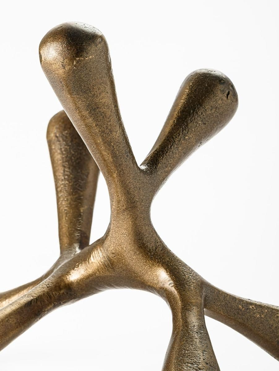 Adorno Yen Brass