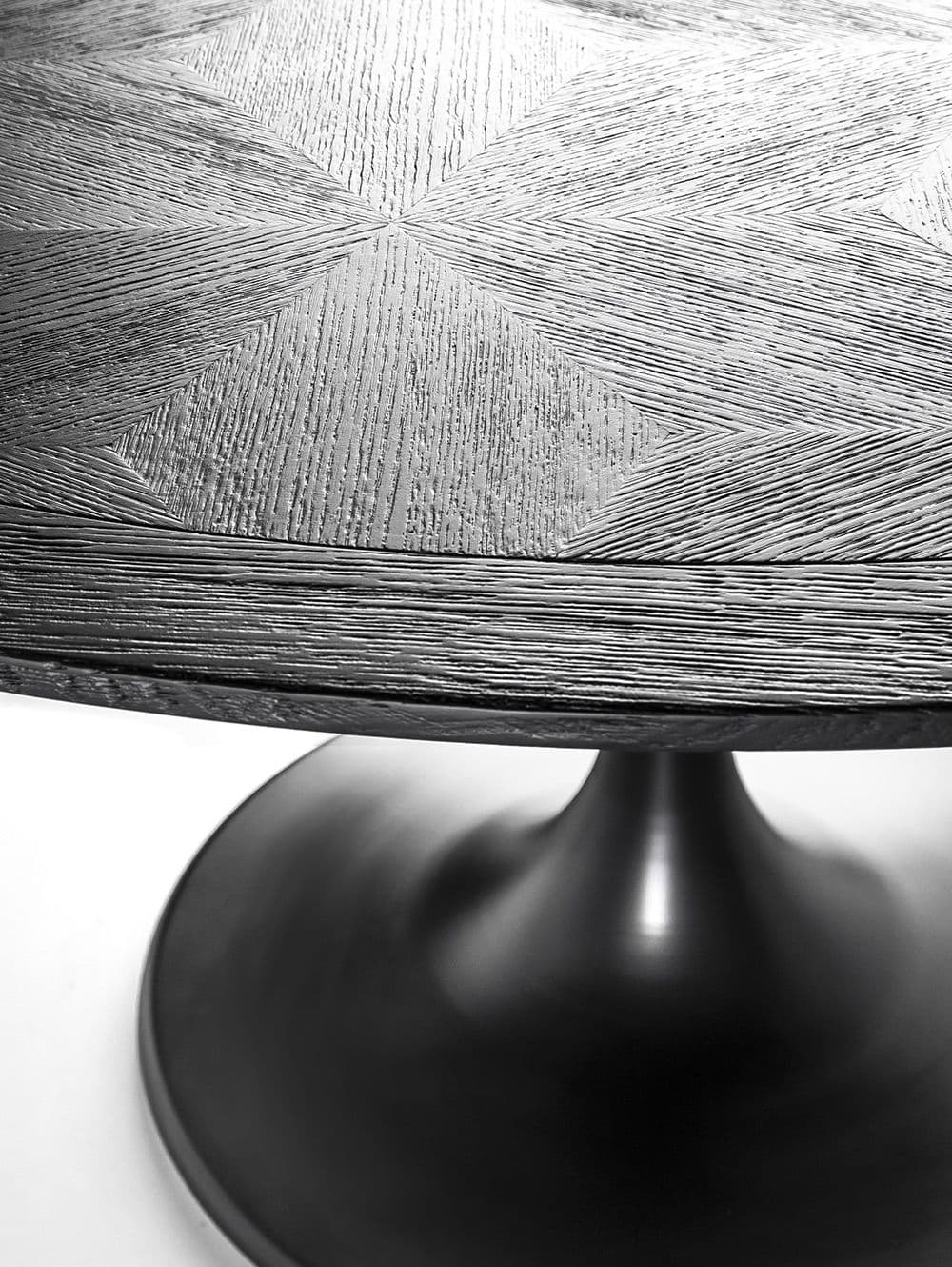 MESA DE COMEDOR CONRAD NEGRA